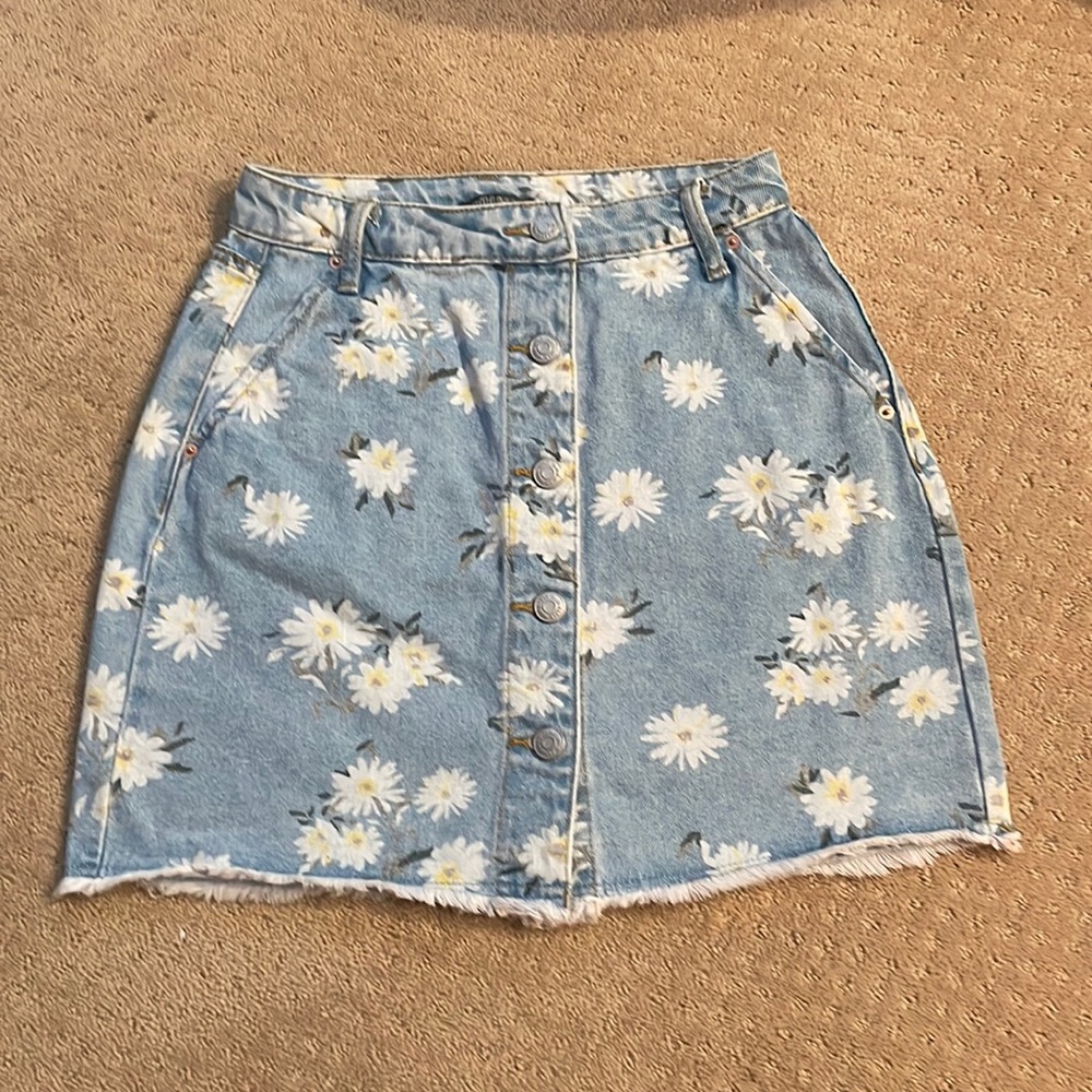 Womens daisy jean skirt